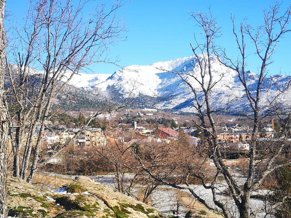 Navarubia Navacerrada Exteriör bild